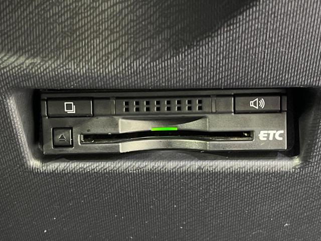 アクア S 純正SDナビ バックカメラ 衝突被害軽減システム ビルトインETC オートハイビーム オートライト オートエアコン Bluetooth CD DVD再生 地デジ(6枚目)