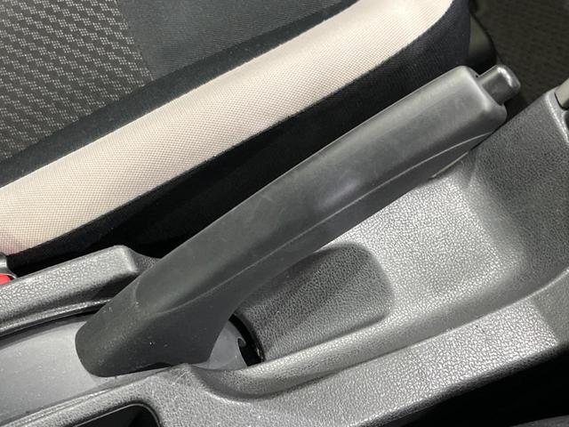 ノート e-パワー B 全方囲カメラ デジタルインナーミラー 衝突軽減装置 ETC 禁煙車 コーナーセンサー スマートキー 車線逸脱警報 オートライト オートエアコン CD 横滑り防止 電動格納ミラー(41枚目)