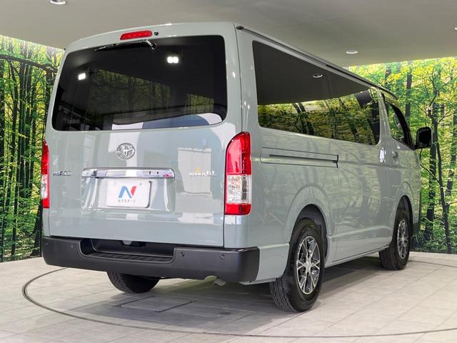 ハイエースバン ロングスーパーＧＬ　４ＷＤ　ディーゼル（軽油）　両側電動　１０型フローティングナビ　全周囲カメラ　衝突被害軽減　禁煙車　ドラレコ　ビルトインＥＴＣ　スマートキー　純正１５インチＡＷ　オートハイビーム　車線逸脱警報（17枚目）