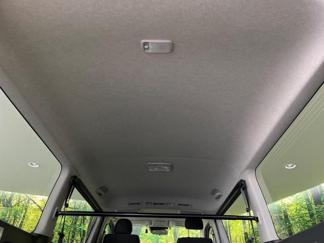 ハイエースバン ロングスーパーＧＬ　４ＷＤ　ディーゼル（軽油）　両側電動　１０型フローティングナビ　全周囲カメラ　衝突被害軽減　禁煙車　ドラレコ　ビルトインＥＴＣ　スマートキー　純正１５インチＡＷ　オートハイビーム　車線逸脱警報（42枚目）