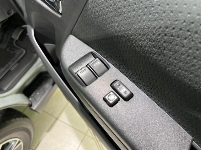 ハイエースバン ロングスーパーＧＬ　４ＷＤ　ディーゼル（軽油）　両側電動　１０型フローティングナビ　全周囲カメラ　衝突被害軽減　禁煙車　ドラレコ　ビルトインＥＴＣ　スマートキー　純正１５インチＡＷ　オートハイビーム　車線逸脱警報（46枚目）
