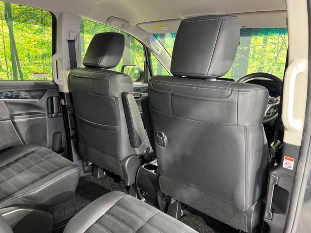 デリカD:5 シャモニー 4WD 寒冷地仕様 両側電動 純正10型SDナビ 全周囲カメラ 衝突被害軽減 レーダークルーズ 禁煙車 電動リアゲート ハーフレザーシート パワーシート スマートキー LEDヘッド(29枚目)