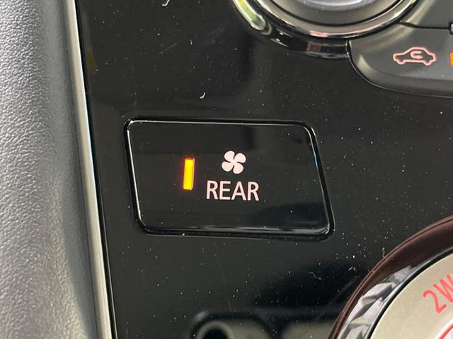 デリカD:5 シャモニー 4WD 寒冷地仕様 両側電動 純正10型SDナビ 全周囲カメラ 衝突被害軽減 レーダークルーズ 禁煙車 電動リアゲート ハーフレザーシート パワーシート スマートキー LEDヘッド(42枚目)