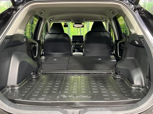 ＲＡＶ４ Ｇ　４ＷＤ　ＢＩＧ－Ｘ９型ナビ　バックカメラ　セーフティセンス　レーダークルーズ　禁煙車　電動リアゲート　パワーシート　ドラレコ　コーナーセンサー　スマートキー　ＬＥＤヘッド　ビルトインＥＴＣ（10枚目）