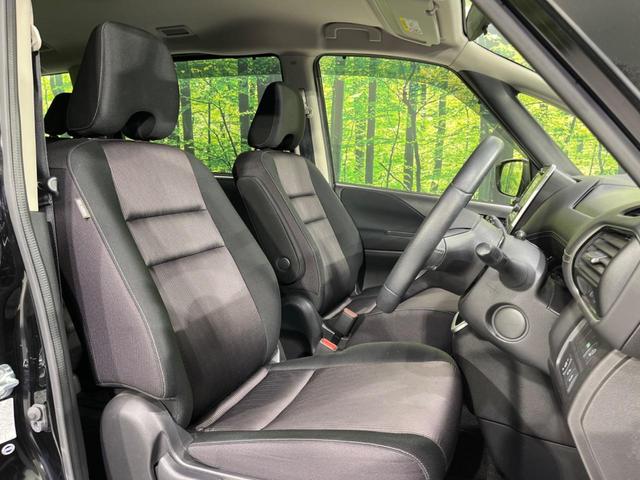 セレナ ハイウェイスター　４ＷＤ　寒冷地仕様　両側電動　純正９型ナビ　後席モニター　バックカメラ　衝突被害軽減　禁煙車　クルコン　コーナーセンサー　スマートキー　ＬＥＤヘッド　純正１５インチＡＷ　オートハイビーム（7枚目）