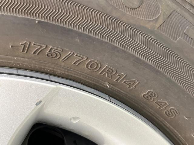 ヤリス Ｘ　４ＷＤ　寒冷地仕様　純正ディスプレイオーデイオ　衝突被害軽減　レーダークルーズ　禁煙車　ドラレコ　コーナーセンサー　スマートキー　ＥＴＣ　オートライト　Ｂｌｕｅｔｏｏｔｈ（51枚目）