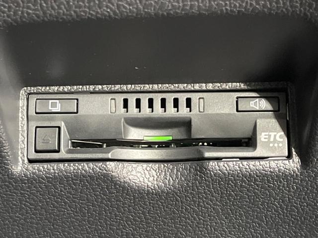 プリウスＰＨＶ Ａ　純正ＳＤナビ　全周囲カメラ　寒冷地仕様　衝突被害軽減　レーダークルーズ　禁煙車　パワーシート　コーナーセンサー　スマートキー　ＬＥＤヘッド　ビルトインＥＴＣ　純正１５インチＡＷ（24枚目）