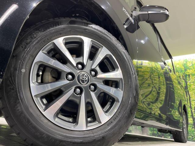 エスクァイア ハイブリッドＧｉ　両側電動　純正９型ナビ　バックカメラ　衝突軽減装置　禁煙車　リアオートエアコン　前席シートヒーター　ＥＴＣ　フルセグ　Ｂｌｕｅｔｏｏｔｈ　スマートキー　黒合皮シート　ＬＥＤヘッド　クルコン（13枚目）