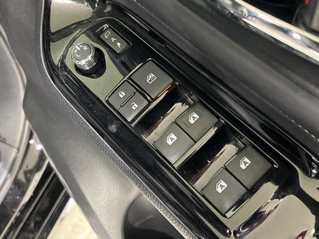 エスクァイア ハイブリッドＧｉ　両側電動　純正９型ナビ　バックカメラ　衝突軽減装置　禁煙車　リアオートエアコン　前席シートヒーター　ＥＴＣ　フルセグ　Ｂｌｕｅｔｏｏｔｈ　スマートキー　黒合皮シート　ＬＥＤヘッド　クルコン（32枚目）