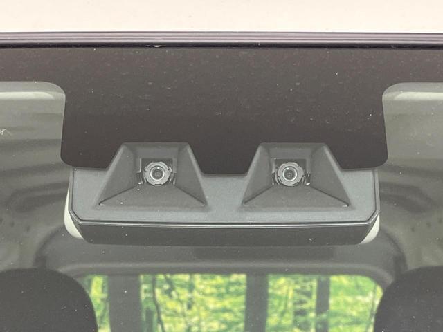 ハイゼットカーゴ ＤＸ　４ＷＤ　衝突被害軽減装置　禁煙車　コーナーセンサー　オートハイビーム　オートライト　車線逸脱警報　先行車発進お知らせ機能（3枚目）