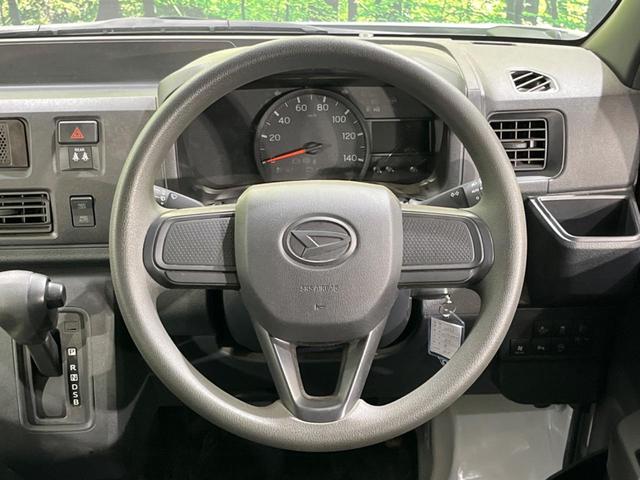 ハイゼットカーゴ ＤＸ　４ＷＤ　衝突被害軽減装置　禁煙車　コーナーセンサー　オートハイビーム　オートライト　車線逸脱警報　先行車発進お知らせ機能（11枚目）