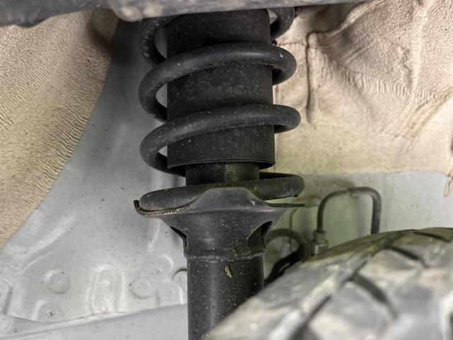 ハイゼットカーゴ ＤＸ　４ＷＤ　衝突被害軽減装置　禁煙車　コーナーセンサー　オートハイビーム　オートライト　車線逸脱警報　先行車発進お知らせ機能（20枚目）