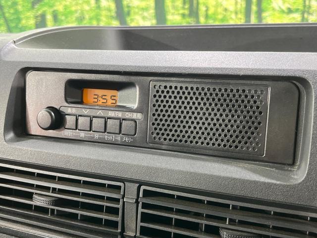 ハイゼットカーゴ ＤＸ　４ＷＤ　衝突被害軽減装置　禁煙車　コーナーセンサー　オートハイビーム　オートライト　車線逸脱警報　先行車発進お知らせ機能（27枚目）