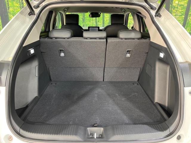 ヴェゼル ｅ：ＨＥＶ　Ｚ　４ＷＤ　ＳＤナビ　バックカメラ　衝突被害軽減装置　ＥＴＣ　Ｂｌｕｅｔｏｏｔｈ　レーダークルーズ　禁煙車　電動リアゲート　ハーフレザーシート　コーナーセンサー　スマートキー　ＬＥＤヘッド（54枚目）