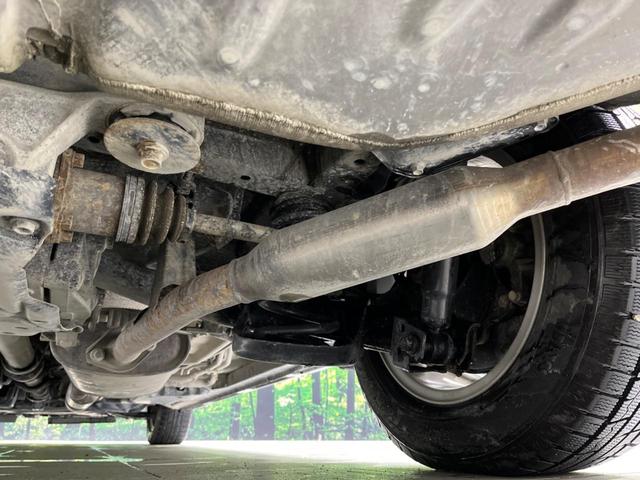 ヴォクシー Ｖ　４ＷＤ　寒冷地仕様　純正９型ナビ　バックカメラ　衝突被害軽減　禁煙車　スマートキー　ＬＥＤヘッド　電動スライドドア　ＥＴＣ　クルコン　オートマチックハイビーム　デュアルエアコン　リアエアコン（21枚目）