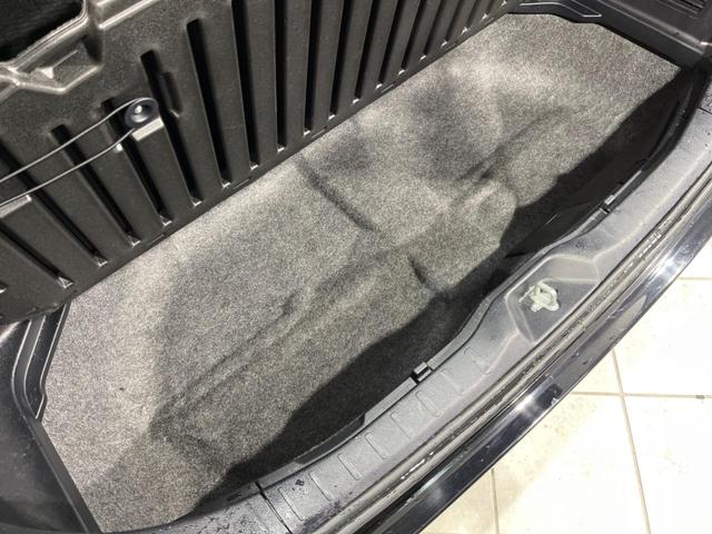 ヴォクシー Ｖ　４ＷＤ　寒冷地仕様　純正９型ナビ　バックカメラ　衝突被害軽減　禁煙車　スマートキー　ＬＥＤヘッド　電動スライドドア　ＥＴＣ　クルコン　オートマチックハイビーム　デュアルエアコン　リアエアコン（53枚目）