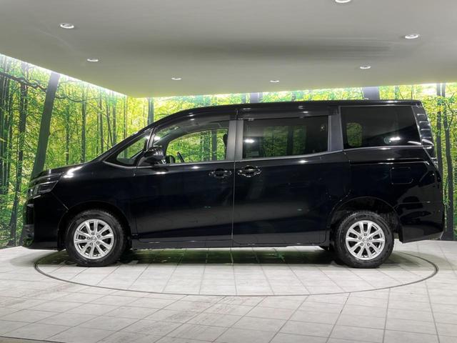 ヴォクシー Ｖ　４ＷＤ　寒冷地仕様　純正９型ナビ　バックカメラ　衝突被害軽減　禁煙車　スマートキー　ＬＥＤヘッド　電動スライドドア　ＥＴＣ　クルコン　オートマチックハイビーム　デュアルエアコン　リアエアコン（56枚目）