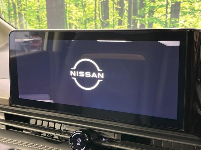 セレナ ｅ－パワー　ハイウェイスターＶ　純正１２．３型ナビ　両側電動ドア　全周囲カメラ　衝突被害軽減システム　レーダークルーズ　禁煙車　ドラレコ　コーナーセンサー　スマートキー　ＬＥＤヘッド　ＥＴＣ２．０　オートハイビーム（4枚目）