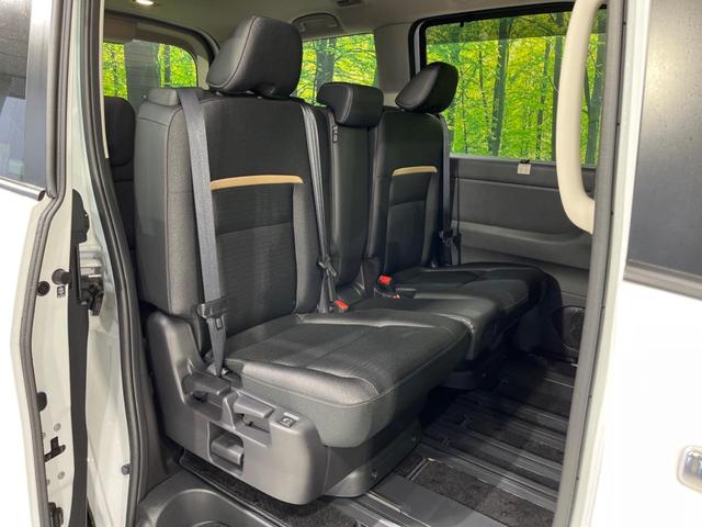 セレナ ｅ－パワー　ハイウェイスターＶ　純正１２．３型ナビ　両側電動ドア　全周囲カメラ　衝突被害軽減システム　レーダークルーズ　禁煙車　ドラレコ　コーナーセンサー　スマートキー　ＬＥＤヘッド　ＥＴＣ２．０　オートハイビーム（8枚目）