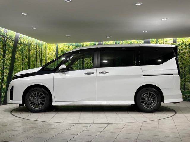 セレナ ｅ－パワー　ハイウェイスターＶ　純正１２．３型ナビ　両側電動ドア　全周囲カメラ　衝突被害軽減システム　レーダークルーズ　禁煙車　ドラレコ　コーナーセンサー　スマートキー　ＬＥＤヘッド　ＥＴＣ２．０　オートハイビーム（30枚目）