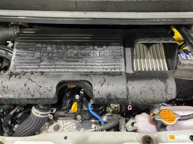 ムーヴ カスタム　ＲＳ　ターボ　ＳＤナビ　ＥＴＣ　ＬＥＤヘッド　スマートキー　オートライト　革巻キハンドル　１４インチＡＷ　フォグライト　ＣＤ／ＤＶＤ再生　盗難防止装置　オートエアコン　アイドリングストップ　横滑防止装置（18枚目）