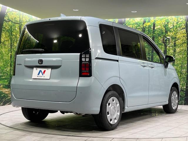 フリード エアー　登録済未使用車　寒冷地仕様　４ＷＤ　純正８型ディスプレイオーディオ　両側電動　バックカメラ　レーダークルーズ　衝突軽減装置　禁煙車　Ｂｌｕｅｔｏｏｔｈ　シートヒーター　ＬＥＤヘッド　６人乗り（17枚目）