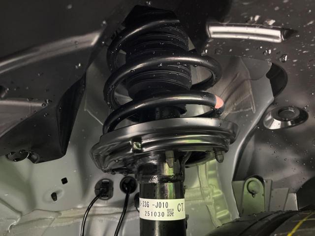 フリード エアー　登録済未使用車　寒冷地仕様　４ＷＤ　純正８型ディスプレイオーディオ　両側電動　バックカメラ　レーダークルーズ　衝突軽減装置　禁煙車　Ｂｌｕｅｔｏｏｔｈ　シートヒーター　ＬＥＤヘッド　６人乗り（20枚目）