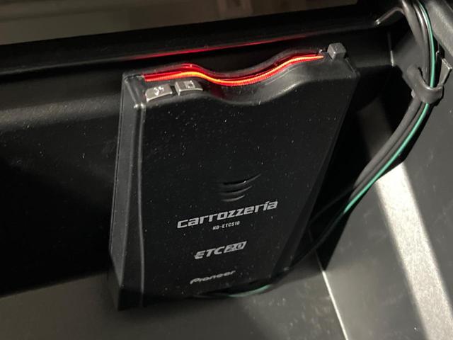 ハイゼットカーゴ ＤＸ　４ＷＤ　ＳＤナビ　バックカメラ　衝突被害軽減　ドラレコ　ＥＴＣ　禁煙車　オートライト　コーナーセンサー　キーレス　盗難防止　両側スライドドア（7枚目）