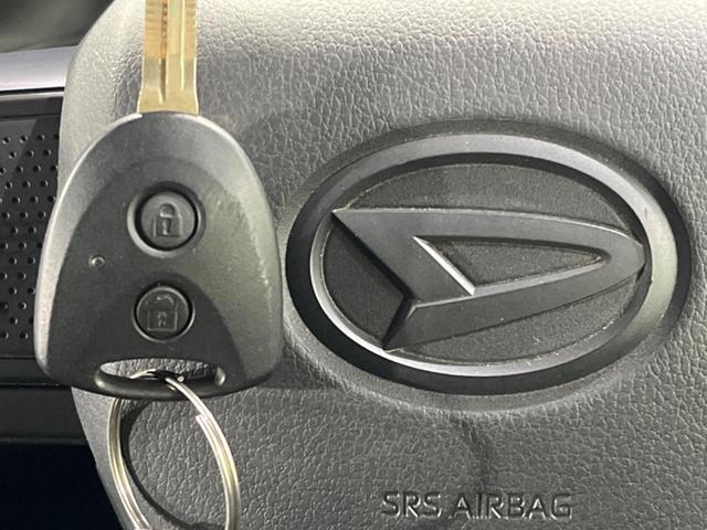 ハイゼットカーゴ ＤＸ　４ＷＤ　ＳＤナビ　バックカメラ　衝突被害軽減　ドラレコ　ＥＴＣ　禁煙車　オートライト　コーナーセンサー　キーレス　盗難防止　両側スライドドア（39枚目）