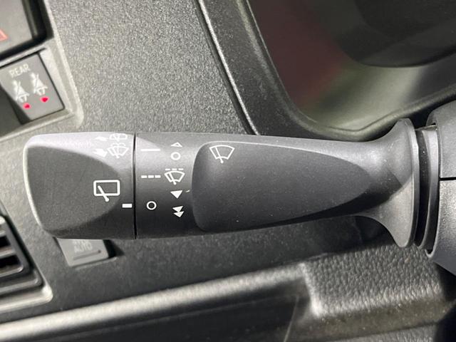 ハイゼットカーゴ ＤＸ　４ＷＤ　ＳＤナビ　バックカメラ　衝突被害軽減　ドラレコ　ＥＴＣ　禁煙車　オートライト　コーナーセンサー　キーレス　盗難防止　両側スライドドア（48枚目）