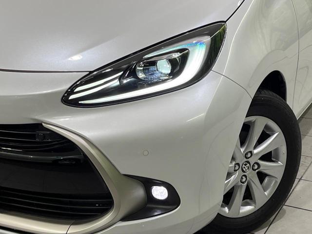 アクア Ｚ　寒冷地仕様　純正１０．３型デイスプレイオーデイオ　全周囲カメラ　衝突被害軽減　レーダークルーズ　ドラレコ　ビルトインＥＴＣ　スマートキー　ＬＥＤヘッド　　純正１５インチＡＷ　車線逸脱警報（12枚目）