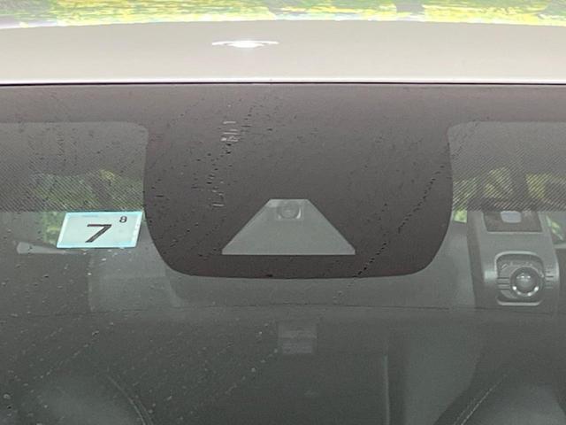 �y�g���^�Z�[�t�e�B�Z���X�z���s���ɑO���̎ԗ�����F�����A�Փ˂������Ȏ��͌x��ƃu���[�L�ŏՓˉ���Ɣ�Q�y�����A�V�X�g�B�����S�Ƀh���C�u�����y���݂��������܂��B