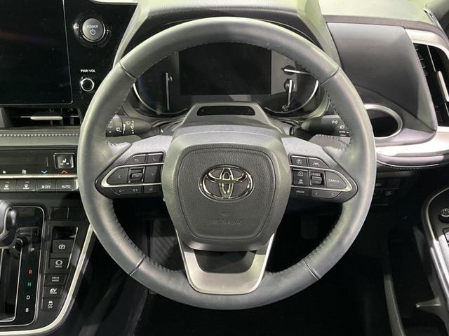 ヴォクシー ハイブリッドＳ－Ｚ　寒冷地仕様　後席モニター　純正１０．３型デイスプレイオーディオ　両側電動　バックカメラ　１００Ｖ電源　衝突被害軽減　禁煙車　コーナーセンサー　ＬＥＤヘッド　ＥＴＣ２．０　純正１７インチＡＷ（11枚目）