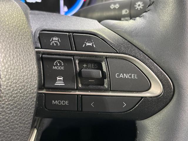 ヴォクシー ハイブリッドＳ－Ｚ　寒冷地仕様　後席モニター　純正１０．３型デイスプレイオーディオ　両側電動　バックカメラ　１００Ｖ電源　衝突被害軽減　禁煙車　コーナーセンサー　ＬＥＤヘッド　ＥＴＣ２．０　純正１７インチＡＷ（32枚目）