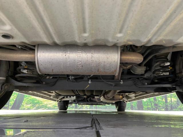 セレナ ハイウェイスター　Ｓ－ハイブリッド　後席モニター　両側電動　ＳＤナビ　バックカメラ　衝突軽減装置　Ｂｌｕｅｔｏｏｔｈ　ＬＥＤヘッド　クルコン　フォグライト　革巻きステアリング　オートライト　スマートキー　純正１６インチＡＷ（19枚目）