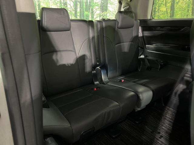 ヴェルファイア ２．５Ｚ　Ｇエディション　両側電動ドア　ＢＩＧ－Ｘ１０インチナビ　後席モニター　バックカメラ　寒冷地仕様　１００Ｖ電源　衝突被害軽減　レーダークルーズ　禁煙車　電動リアゲート　全席パワーシート　コーナーセンサー　スマートキー（9枚目）