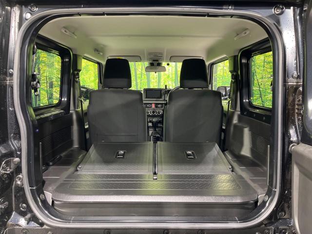 ���i�̂���������ʋ΁A���}���ɏ\���ȉ׎��X�y�[�X���m�ۂ��Ă���܂��B�Z�J���h�V�[�g��|���ƁA�傫�ȉו��̐ύڂ��\�ł���