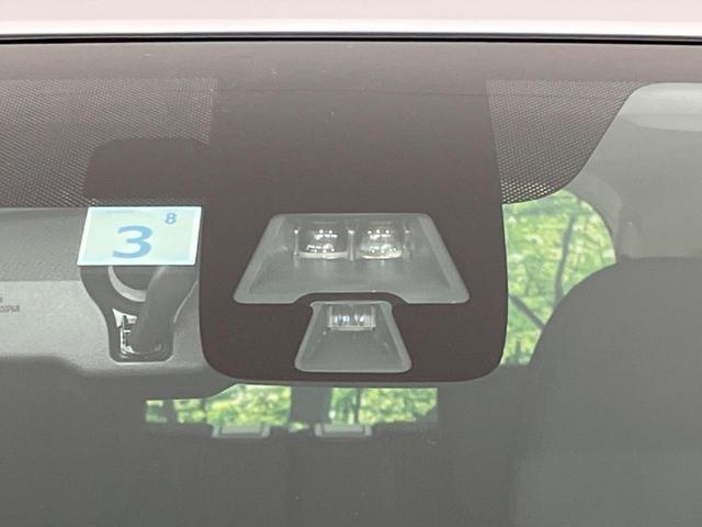 デイズ ハイウェイスター　Ｇターボ　禁煙車　衝突軽減　純正ナビ　全周囲カメラ　スマートキー　プッシュスタート　ＨＩＤヘッド　電動格納ミラー（3枚目）