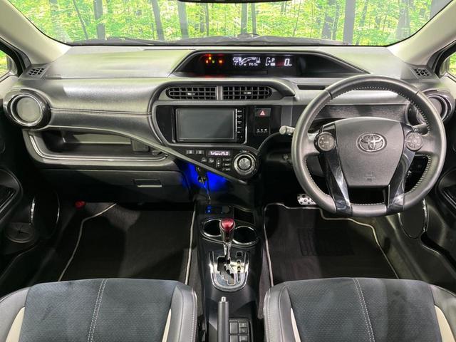 アクア Ｇ　Ｇ’ｓ　純正ナビ　バックカメラ　ＥＴＣ　Ｂｌｕｅｔｏｏｔｈ　フルセグ　衝突軽減　禁煙車　ＬＥＤヘッド・フォグライト　オートマチックハイビーム　クルコン　ＤＶＤ／ＣＤ再生　革巻ステアリング　スマートキー（2枚目）