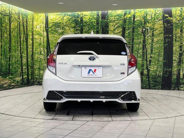 アクア Ｇ　Ｇ’ｓ　純正ナビ　バックカメラ　ＥＴＣ　Ｂｌｕｅｔｏｏｔｈ　フルセグ　衝突軽減　禁煙車　ＬＥＤヘッド・フォグライト　オートマチックハイビーム　クルコン　ＤＶＤ／ＣＤ再生　革巻ステアリング　スマートキー（15枚目）