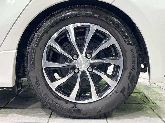 アクア Ｇ　Ｇ’ｓ　純正ナビ　バックカメラ　ＥＴＣ　Ｂｌｕｅｔｏｏｔｈ　フルセグ　衝突軽減　禁煙車　ＬＥＤヘッド・フォグライト　オートマチックハイビーム　クルコン　ＤＶＤ／ＣＤ再生　革巻ステアリング　スマートキー（23枚目）