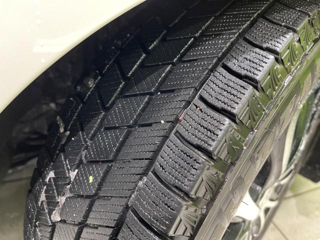 アクア Ｇ　Ｇ’ｓ　純正ナビ　バックカメラ　ＥＴＣ　Ｂｌｕｅｔｏｏｔｈ　フルセグ　衝突軽減　禁煙車　ＬＥＤヘッド・フォグライト　オートマチックハイビーム　クルコン　ＤＶＤ／ＣＤ再生　革巻ステアリング　スマートキー（25枚目）