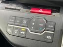 Ｚ　両側電動ドア　純正ナビ　バックカメラ　禁煙車　スマートキー　ＨＩＤヘッドライト　ＥＴＣ　オートライト　オートエアコン　ＣＤ／ＤＶＤ再生　パドルシフト（31枚目）
