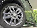 Ｔ　プレミアム　リミテッドエディション　４ＷＤ　両側電動スライドドア　全周囲カメラ　ｅ－ａｓｓｉｓｔ　レーダークルーズ　禁煙車　２トーンカラー　シートヒーター　スマートキー　ＬＥＤヘッド　ディスプレイオーディオ　ＥＴＣ　ステアリングヒーター（13枚目）