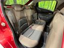 後部座席も気になるようなキズ・汚れやへたり等、大きなダメージはなく、良好な状態です。