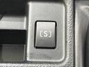 ２．０ｉアイサイト　４ＷＤ　衝突軽減装置　禁煙車　ＳＤナビ　レーダークルーズ　バックカメラ　ＥＴＣ　Ｂｌｕｅｔｏｏｔｈ　フルセグ　ＬＥＤヘッド　スマートキー　革巻きステアリング　ステアリングスイッチ　パドルシフト（40枚目）