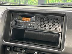 お好きな音楽を車内でお楽しみいただけます♪スピーカー交換・ウーハー追加などの音質向上や、最新ナビ・後席モニター等の取り付けも是非ご相談ください！ 3