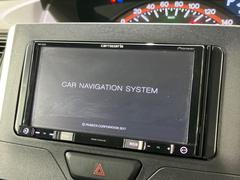 【ナビゲーション】使いやすいナビで目的地までしっかり案内してくれます。各種オーディオ再生機能も充実しており、お車の運転がさらに楽しくなります！！ 3