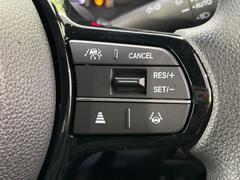 �ڥ����ץƥ��֥��롼������ȥ�����۹�®ƻϩ�Ǥ�Ĺ��Υ���Ԥ��ڤˡ�����ư��®�٤��ݤĥ��롼������ȥ����뤬�����ͷڸ������ƥ��Ϣ�Ȥ��������μ�ξ���Τ��Ƽִ֤��ݤĤ褦��®��Ĵ�ᤷ�Ƥ���ޤ����� 5