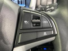 �ڥ����ץƥ��֥��롼������ȥ�����۹�®ƻϩ�Ǥ�Ĺ��Υ���Ԥ��ڤˡ�����ư��®�٤��ݤĥ��롼������ȥ����뤬�����ͷڸ������ƥ��Ϣ�Ȥ��������μ�ξ���Τ��Ƽִ֤��ݤĤ褦��®��Ĵ�ᤷ�Ƥ���ޤ����� 6